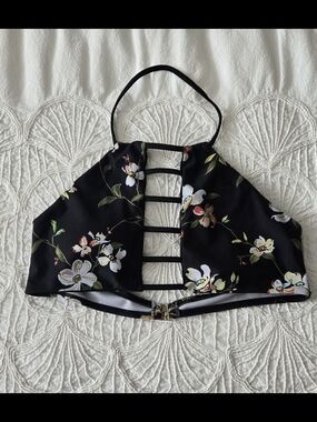BILLABONG Ladder Style High Neck Halter Bikini Top- Size Med